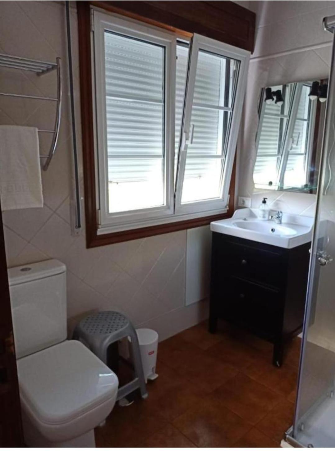 Apartamento En Bloque Vivienda Con Piscina Y Barbacoa A 15 Min De La Playa Meis Zewnętrze zdjęcie