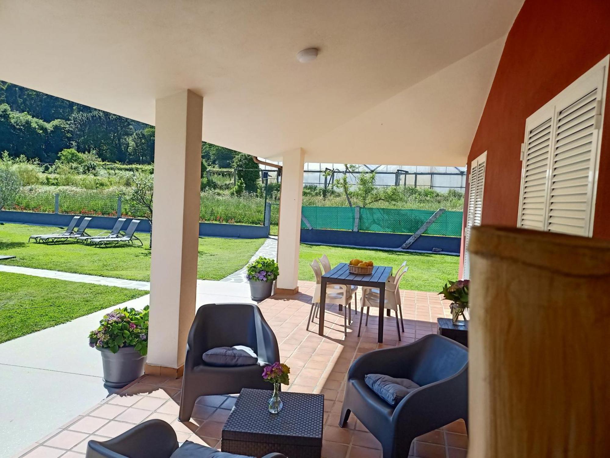 Apartamento En Bloque Vivienda Con Piscina Y Barbacoa A 15 Min De La Playa Meis Zewnętrze zdjęcie